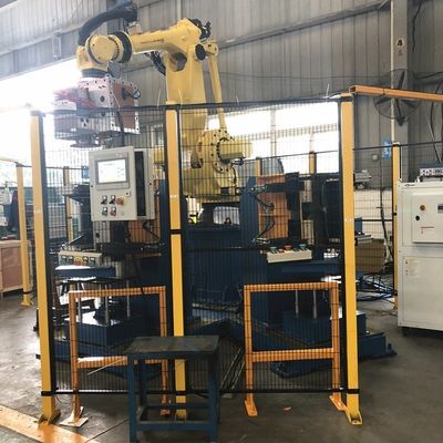 Productielijn voor automatische robotlassen voor de fabricage van brandstoftank